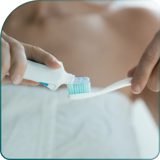 Održavanje metalne krunice za zube